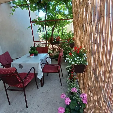 דירה Nedeljka טרביניה