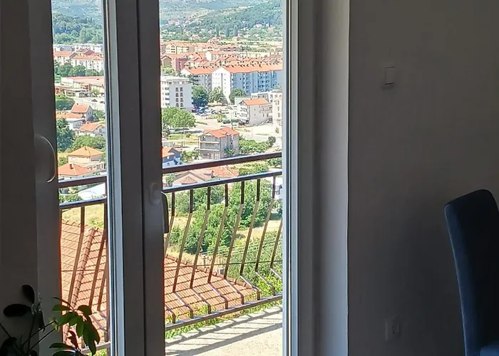 شقة Nedeljka تريبينيي